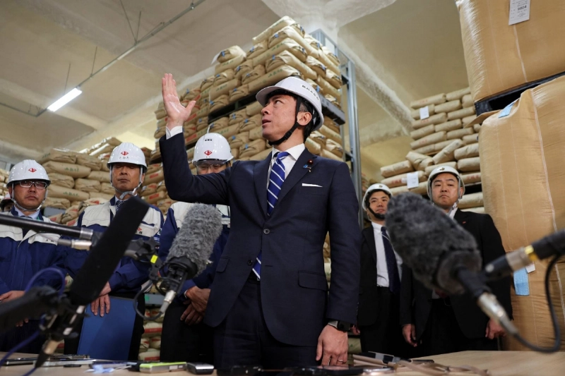 From ridicule to redemption Rice crisis returns Koizumi to the spotlight