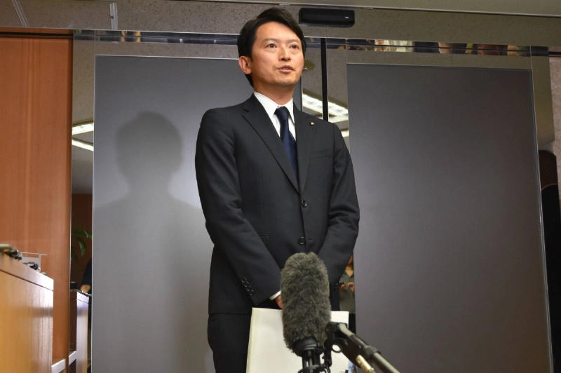 Hyogo governor referred to prosecutors over alleged vote-buying