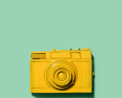 Digital cameras back in fashion after online revival