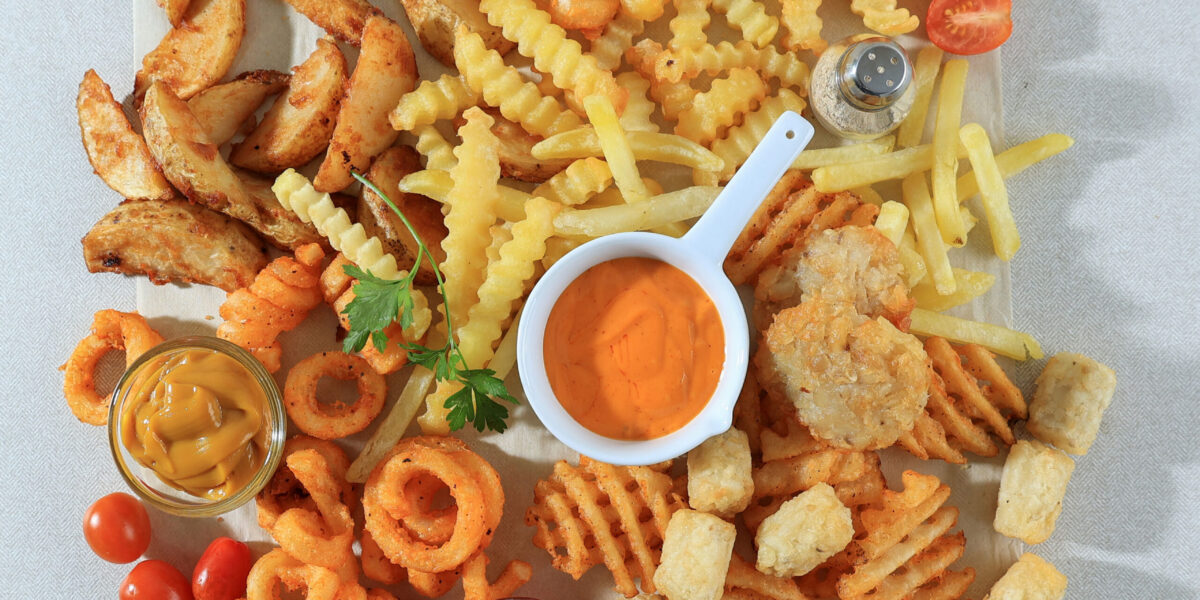 How to quit smoking or vaping without turning to unhealthy snacks