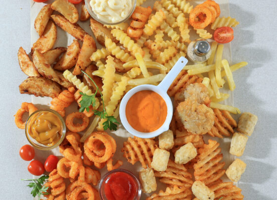 How to quit smoking or vaping without turning to unhealthy snacks