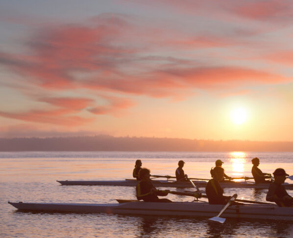 Oxford women and Cambridge men win Boat Races
