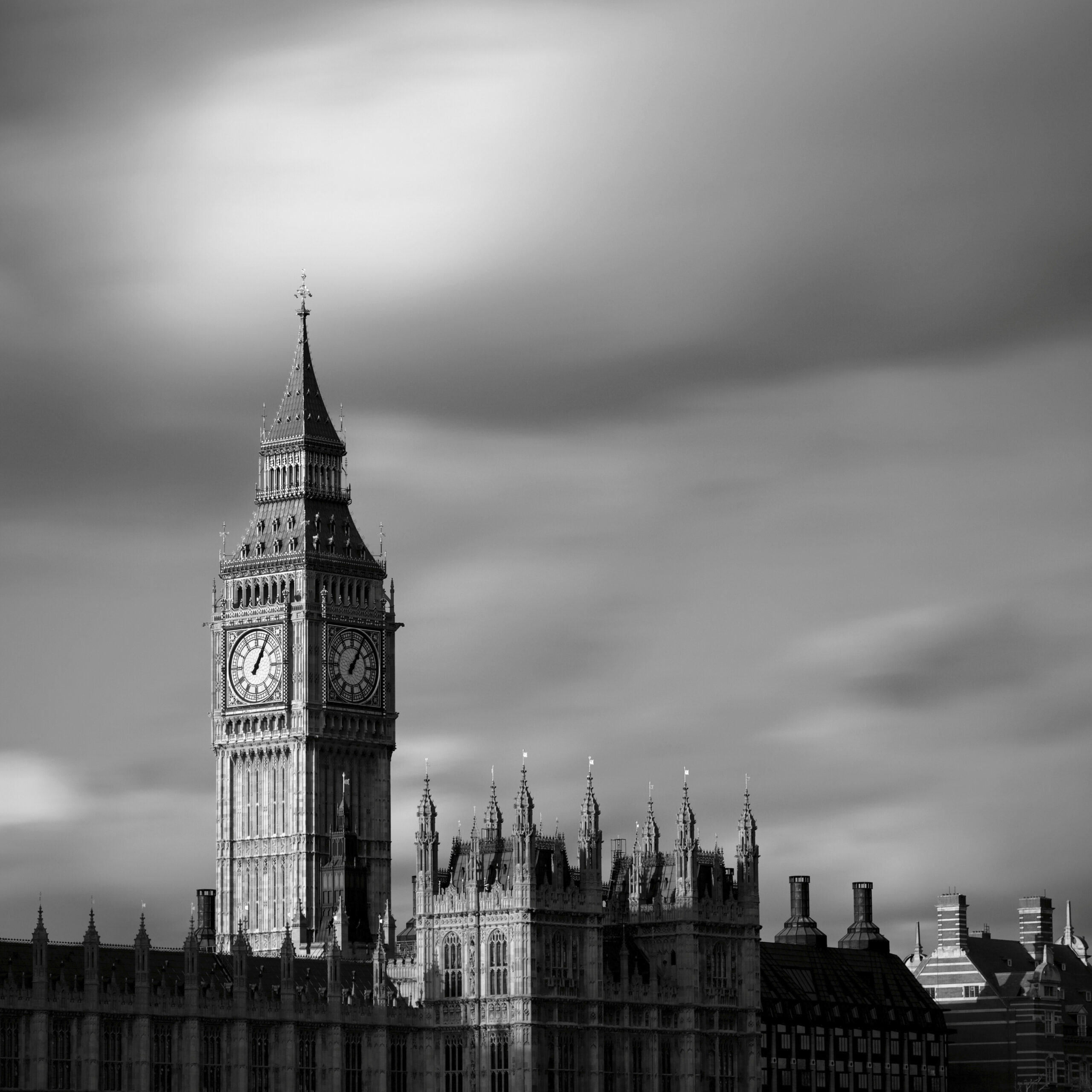 PM under pressure from Labour MPs and ministers to set timetable for exit