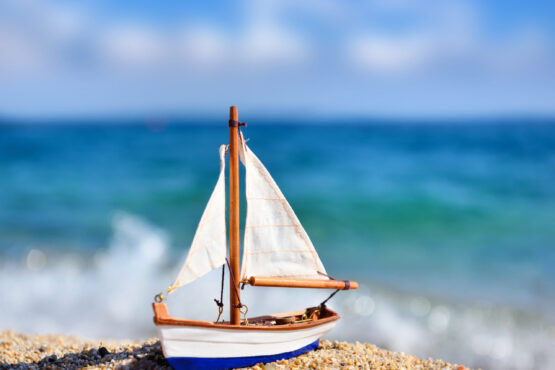 Track UK's latest migration numbers - net migration, visas, asylum and small boats