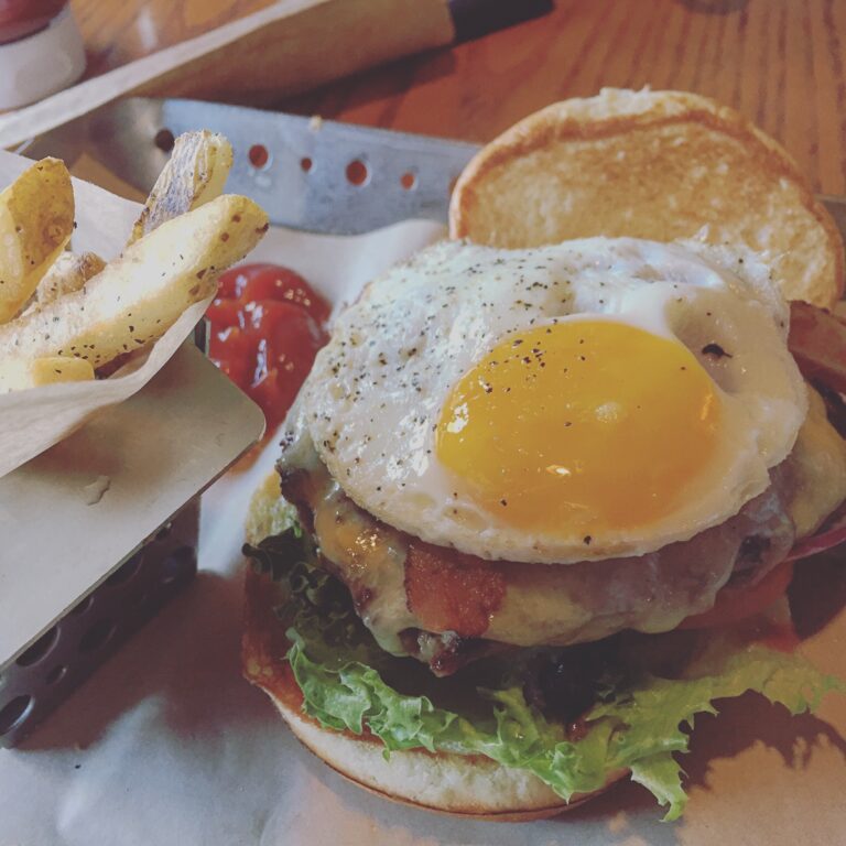 Tokyo’s Square Burger claims it’s a viral hit with foreign tourists who’ve given it near-perfect Google reviews
